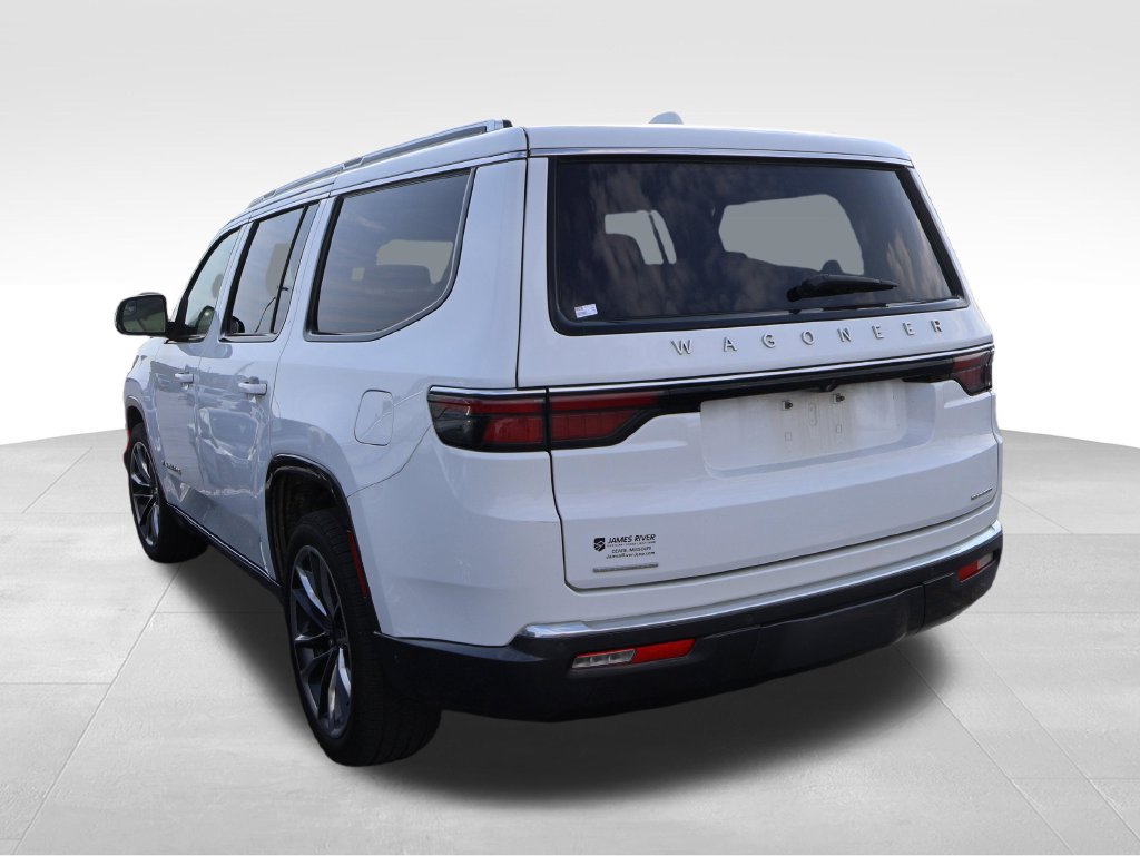 Used 2022 Jeep Wagoneer Series III w/ Premium Group I AWD/4WD image 23