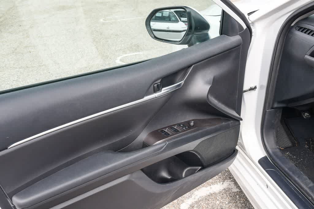 Used 2024 Toyota Camry SE FWD image 26