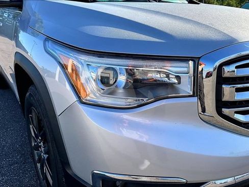 Used 2018 GMC Acadia SLT AWD/4WD image 29