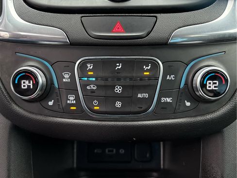 Used 2019 Chevrolet Equinox LT image 21