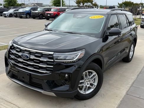 New 2026 Ford Explorer Active w/ Active Comfort Package RWD image 41