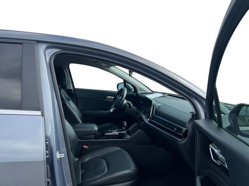 Used 2023 Kia Sportage EX FWD image 15