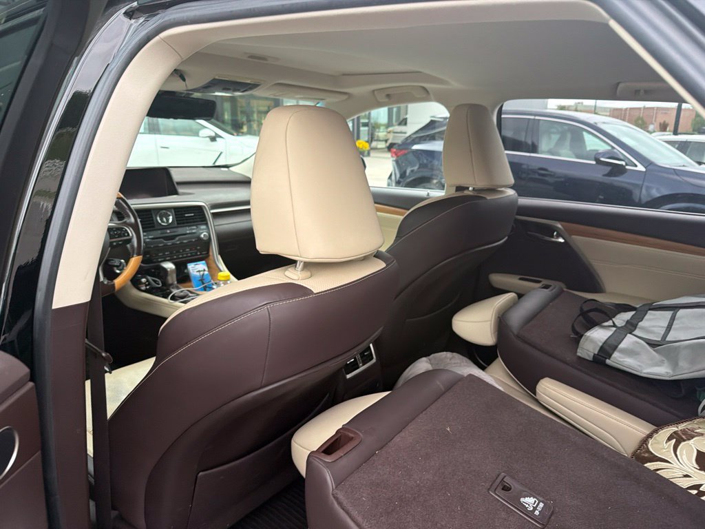 Used 2019 Lexus RX 350L AWD w/ Premium Package image 11