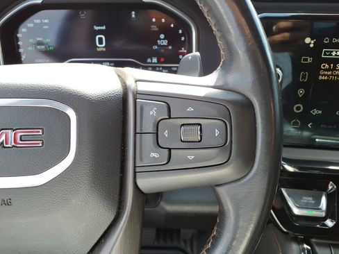 Used 2023 GMC Sierra 1500 AT4 w/ AT4 Premium Package AWD/4WD image 12