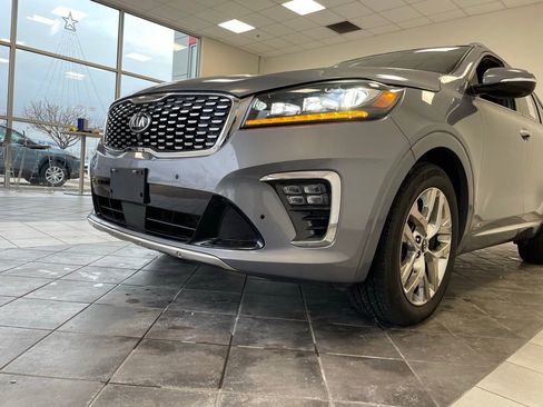 Used 2019 Kia Sorento SX image 16