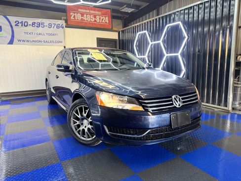 Used 2013 Volkswagen Passat 2.5 SE FWD image 4