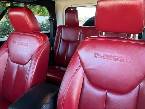 Used 2013 Jeep Wrangler Rubicon image 22