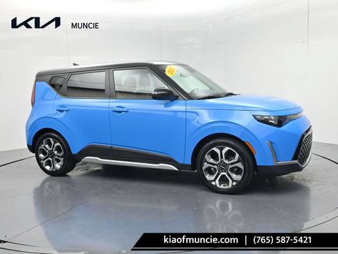 Certified 2025 Kia Soul EX FWD image 1