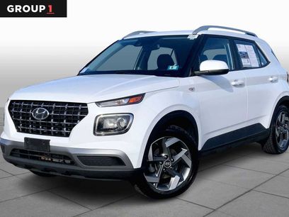 Used 2022 Hyundai Venue SEL