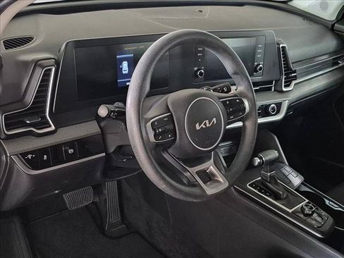 Used 2023 Kia Sportage LX FWD image 10