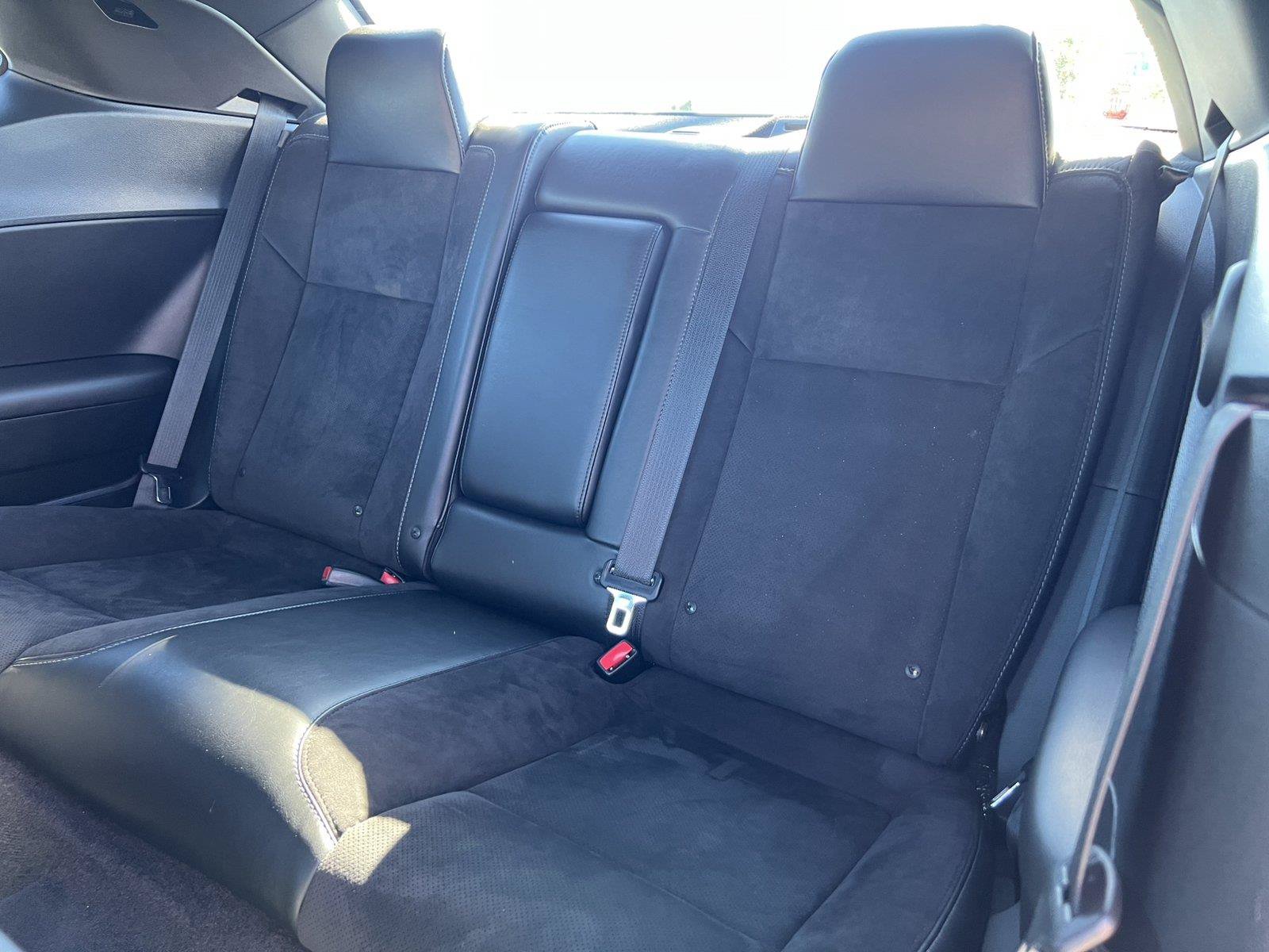 Used 2018 Dodge Challenger R/T Plus RWD image 5