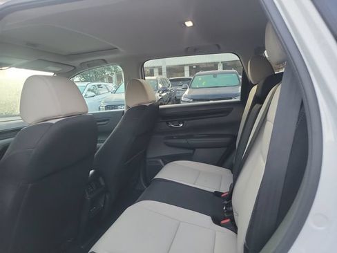 Used 2025 Honda CR-V EX image 8