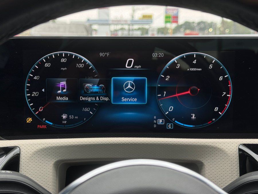 Used 2023 Mercedes-Benz CLA 250 4MATIC image 54