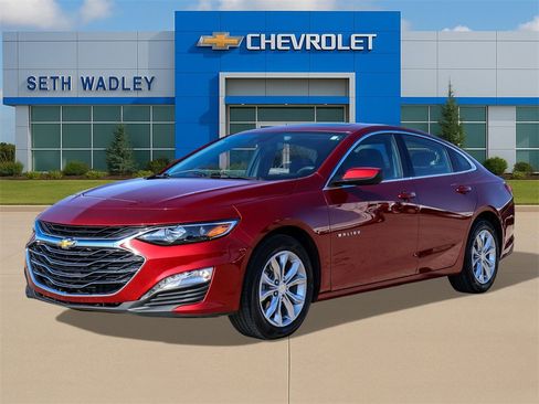 Used 2024 Chevrolet Malibu LT image 3