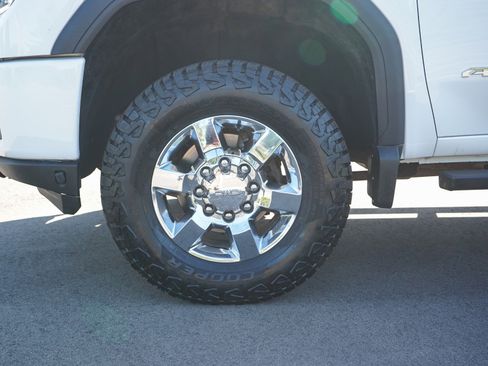 Used 2023 GMC Sierra 2500 AT4 w/ Gooseneck/5TH Wheel Package AWD/4WD image 30