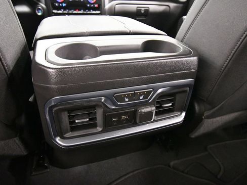 Used 2023 GMC Sierra 2500 SLT w/ SLT Preferred Package AWD/4WD image 16