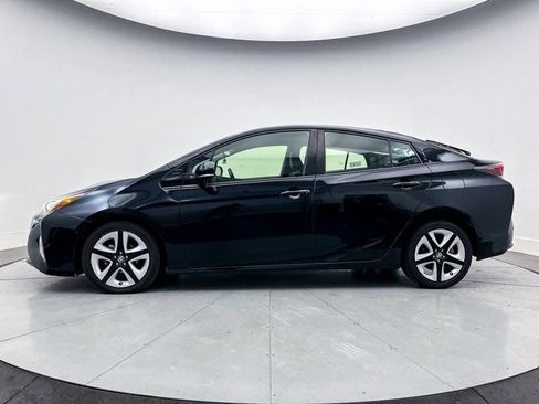 Used 2018 Toyota Prius Three Touring image 12