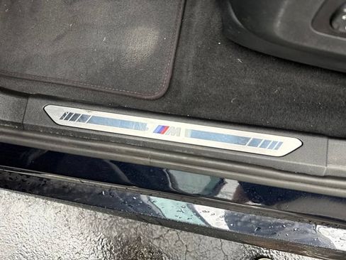Used 2025 BMW X5 xDrive40i w/ M Sport Package AWD/4WD image 29