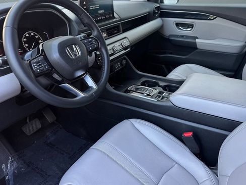 Certified 2023 Honda Pilot EX-L image 4