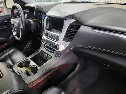 Used 2020 GMC Yukon SLT w/ Premium Edition image 16