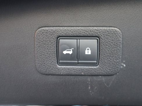 Used 2022 Nissan Armada SL image 49