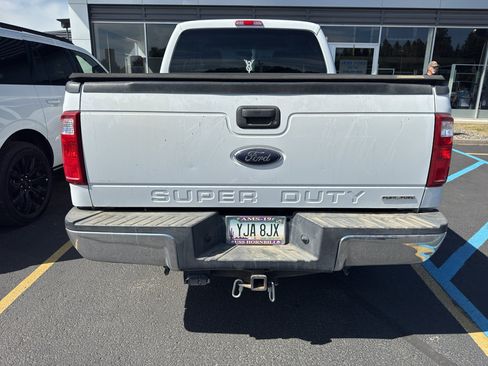 Used 2016 Ford F250 XLT AWD/4WD image 5