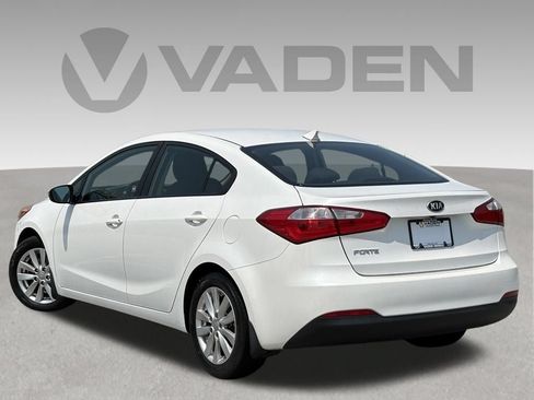 Used 2016 Kia Forte LX w/ LX Popular Plus Package FWD image 7