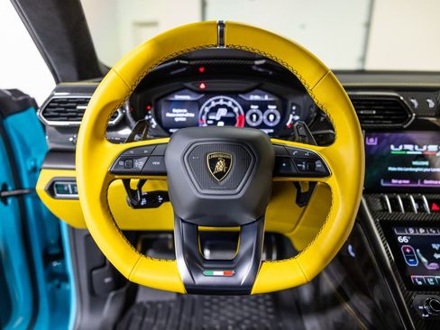Used 2024 Lamborghini Urus S image 41
