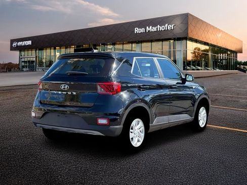 New 2026 Hyundai Venue SE image 7