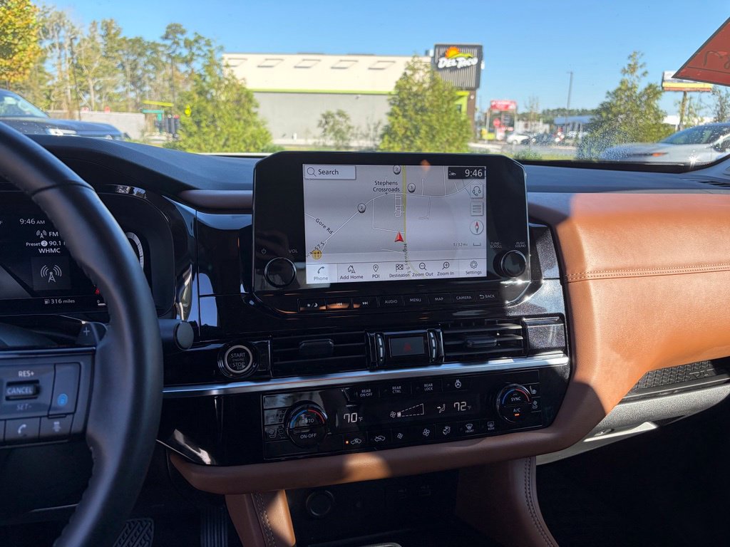 Used 2024 Nissan Pathfinder Platinum AWD/4WD image 23