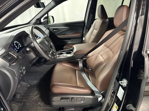 Certified 2024 Honda Ridgeline RTL image 3
