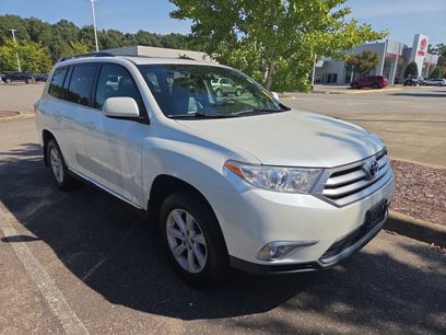 Used 2013 Toyota Highlander SE