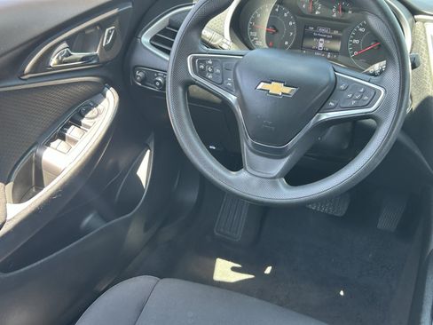 Certified 2024 Chevrolet Malibu LT FWD image 15