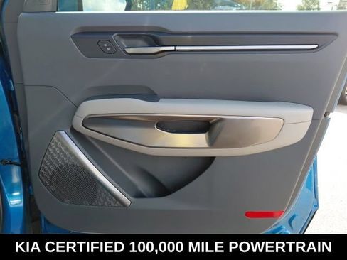 Certified 2024 Kia EV9 Wind AWD/4WD image 28
