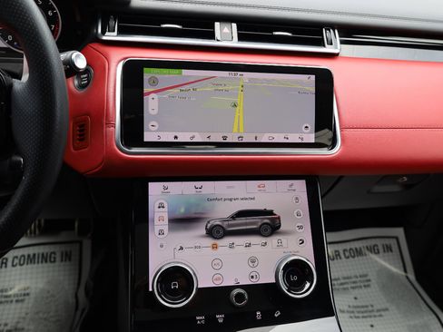 Used 2020 Land Rover Range Rover Velar SV Autobiography Dynamic image 10