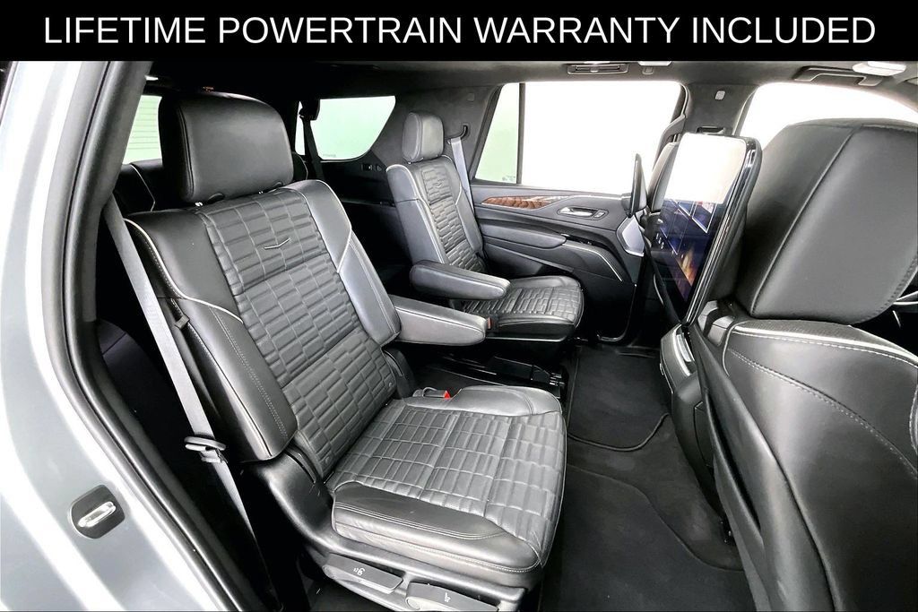 Used 2024 Cadillac Escalade Sport Platinum RWD image 32