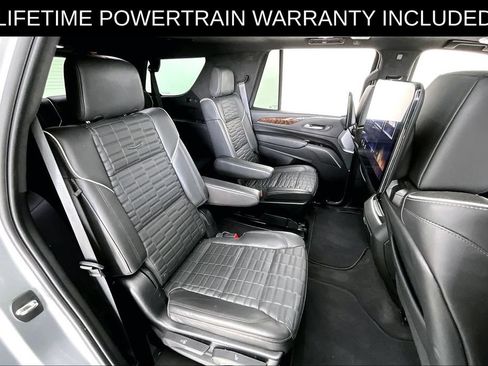 Used 2024 Cadillac Escalade Sport Platinum RWD image 32