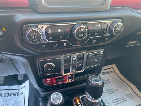 Used 2021 Jeep Wrangler Unlimited Rubicon w/ LED Lighting Group AWD/4WD image 20
