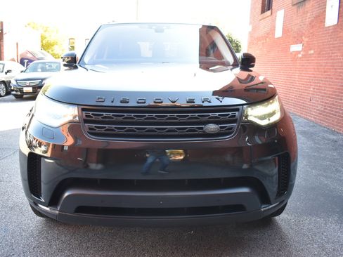 Used 2017 Land Rover Discovery HSE image 9