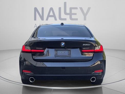 Used 2023 BMW 330i Sedan w/ Premium Package RWD image 3