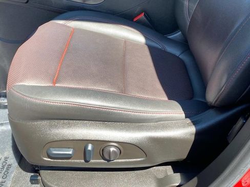 Used 2022 Chevrolet Blazer RS w/ Enhanced Convenience Package image 23