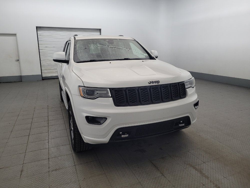 Used 2019 Jeep Grand Cherokee Overland AWD/4WD image 15