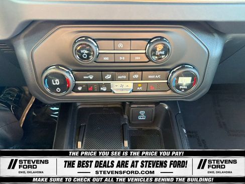 Used 2025 Ford Bronco Outer Banks AWD/4WD image 28