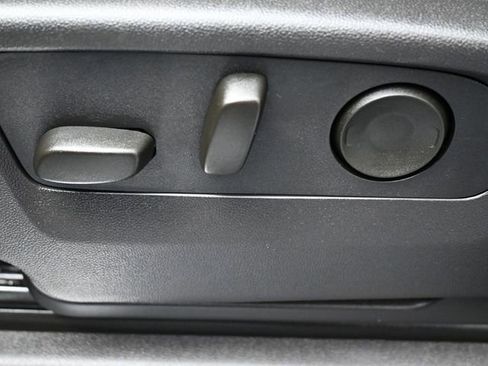 Used 2024 GMC Sierra 1500 Elevation image 12