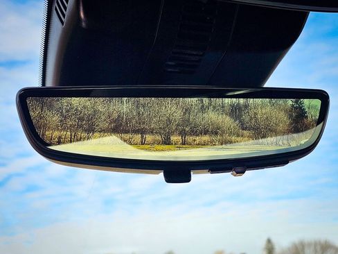 New 2026 GMC Acadia Denali w/ Super Cruise Package image 32