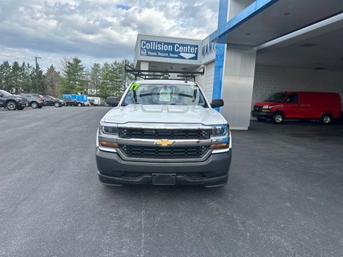Used 2021 Chevrolet Silverado 1500 W/T image 3