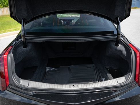 Used 2018 Cadillac CTS V RWD image 25