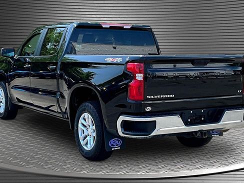 Used 2023 Chevrolet Silverado 1500 LT AWD/4WD image 4