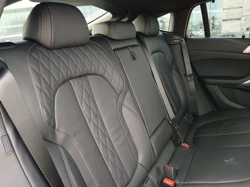 New 2026 BMW X6 M60i image 12