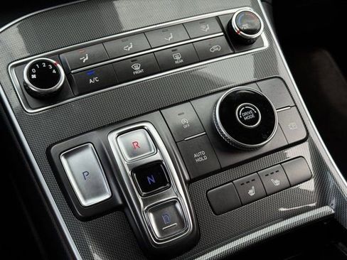 Used 2022 Hyundai Santa Fe SEL FWD image 18